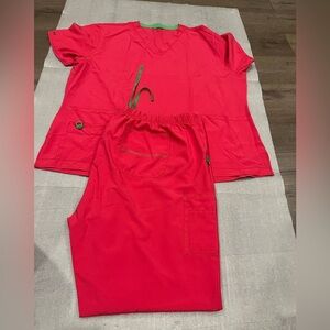 [3X]Carhartt WMN Coral Red Short Sleeve Scrub Tee and Pants Set NWOT